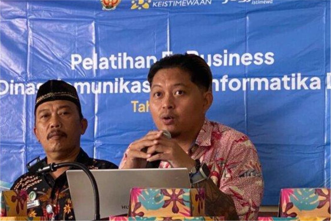 Diskominfo DIY Berikan Pelatihan E business kepada Pelaku UMKM Diskominfo DIY Berikan Pelatihan E business kepada Pelaku UMKM