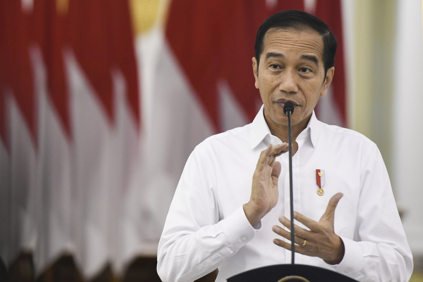 Hardiknas 2023 Jokowi Beri Tanda Kehormatan ke 5.685 Guru dan PNS